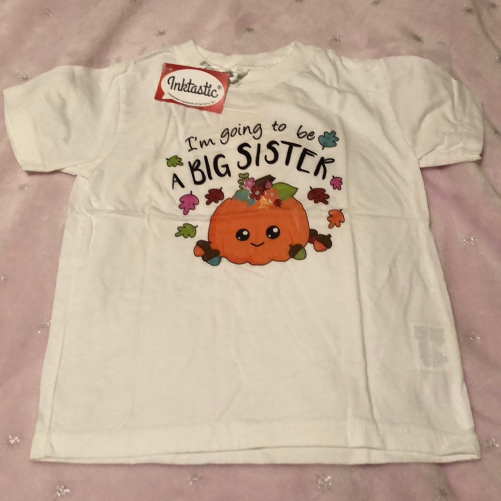Big Sister T-Shirt 🎃